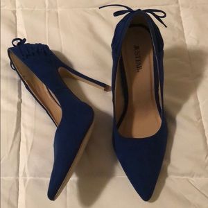 Pointy Blue Heels